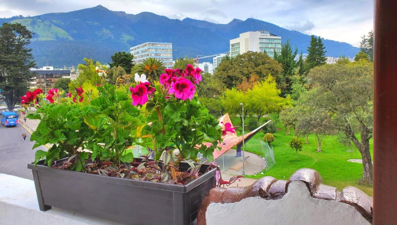 Hotel Inti Quito Exteriér fotografie